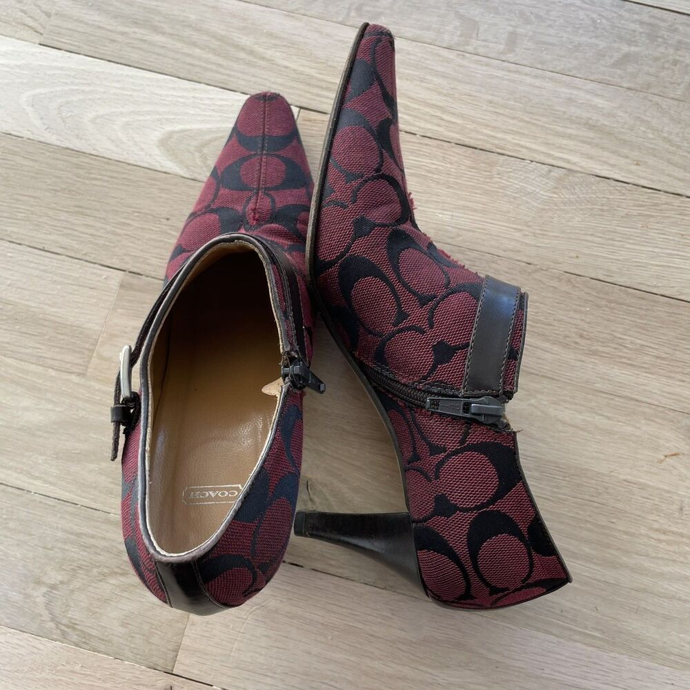 Coach Vintage Abby Pointed Bootie Y2K Logo Buckle Sz 5 Made In Italy